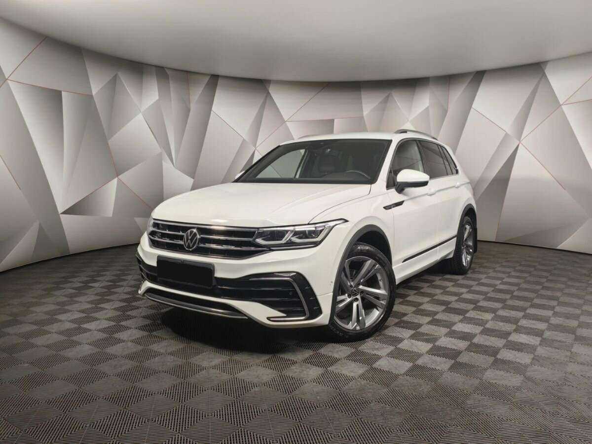 Volkswagen Tiguan, 2021 - фото №1