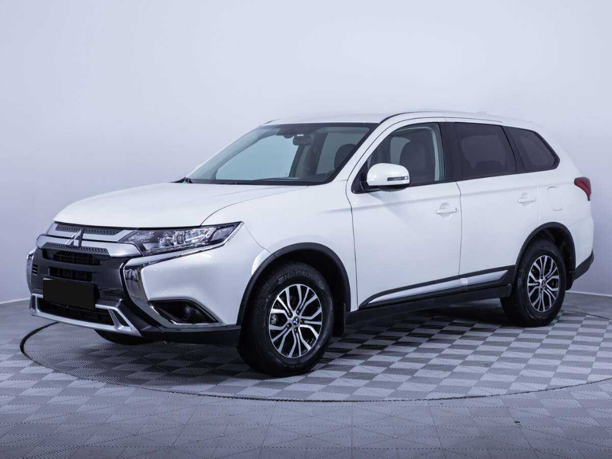 Mitsubishi Outlander, 2020