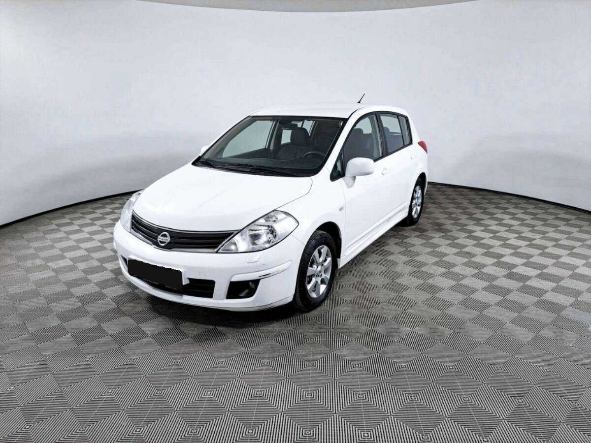 Nissan Tiida, 2012 - фото №1