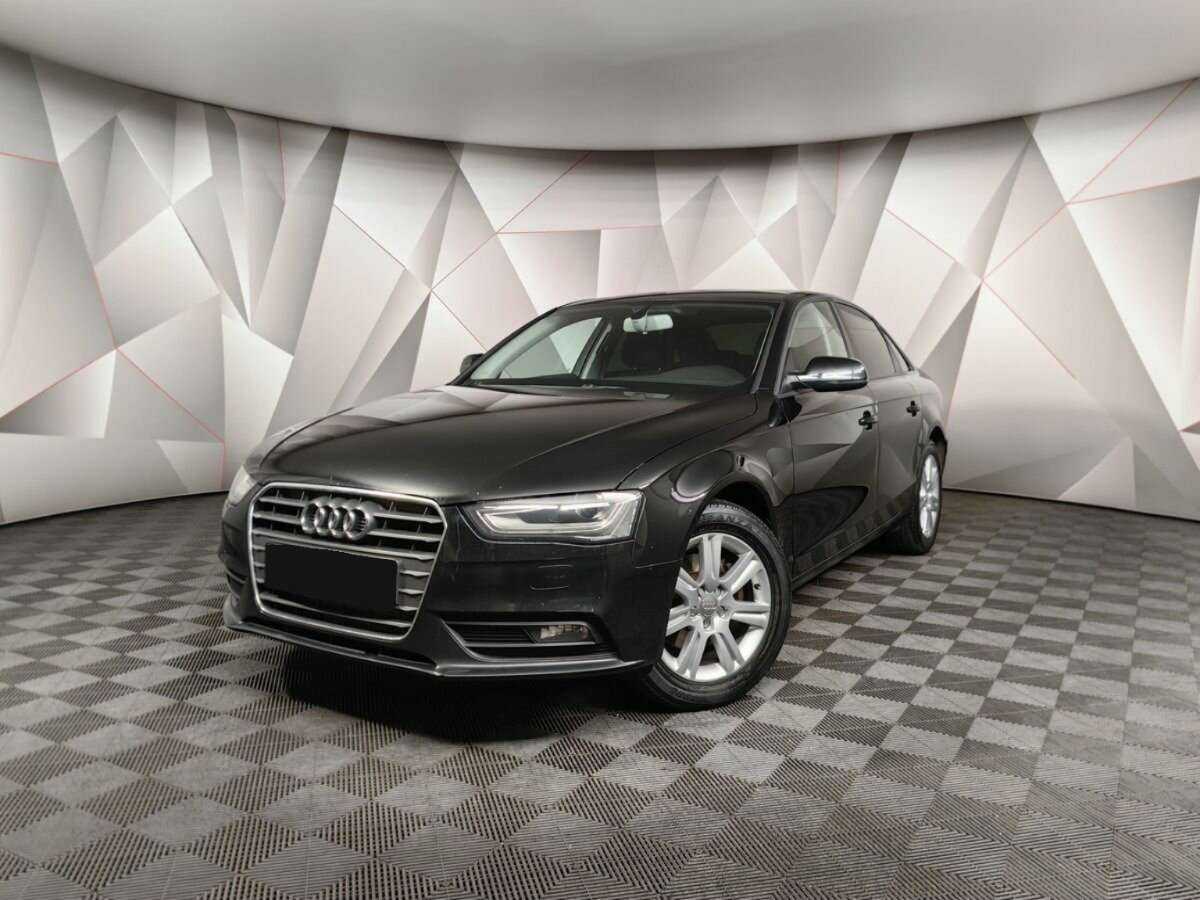 Audi A4, 2012