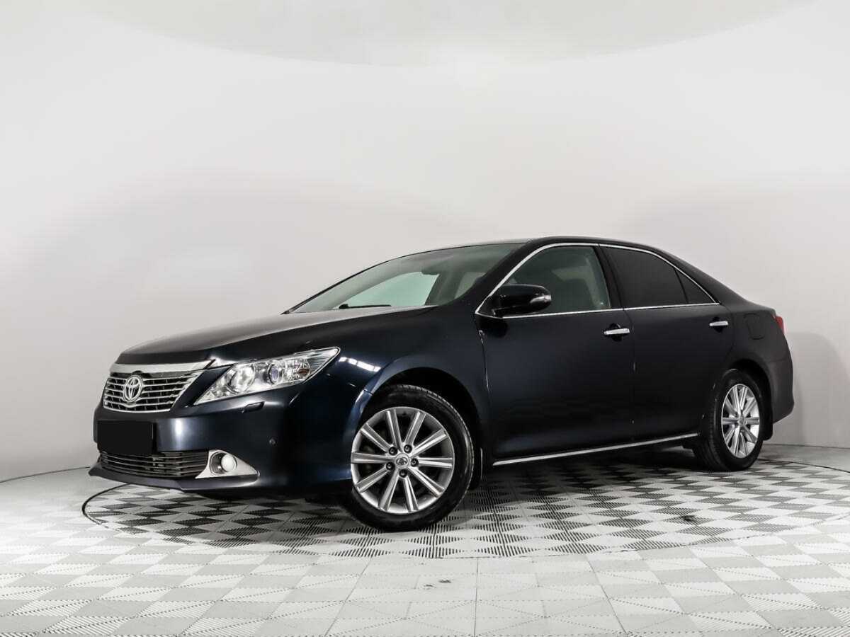 Toyota Camry, 2014 - фото №1
