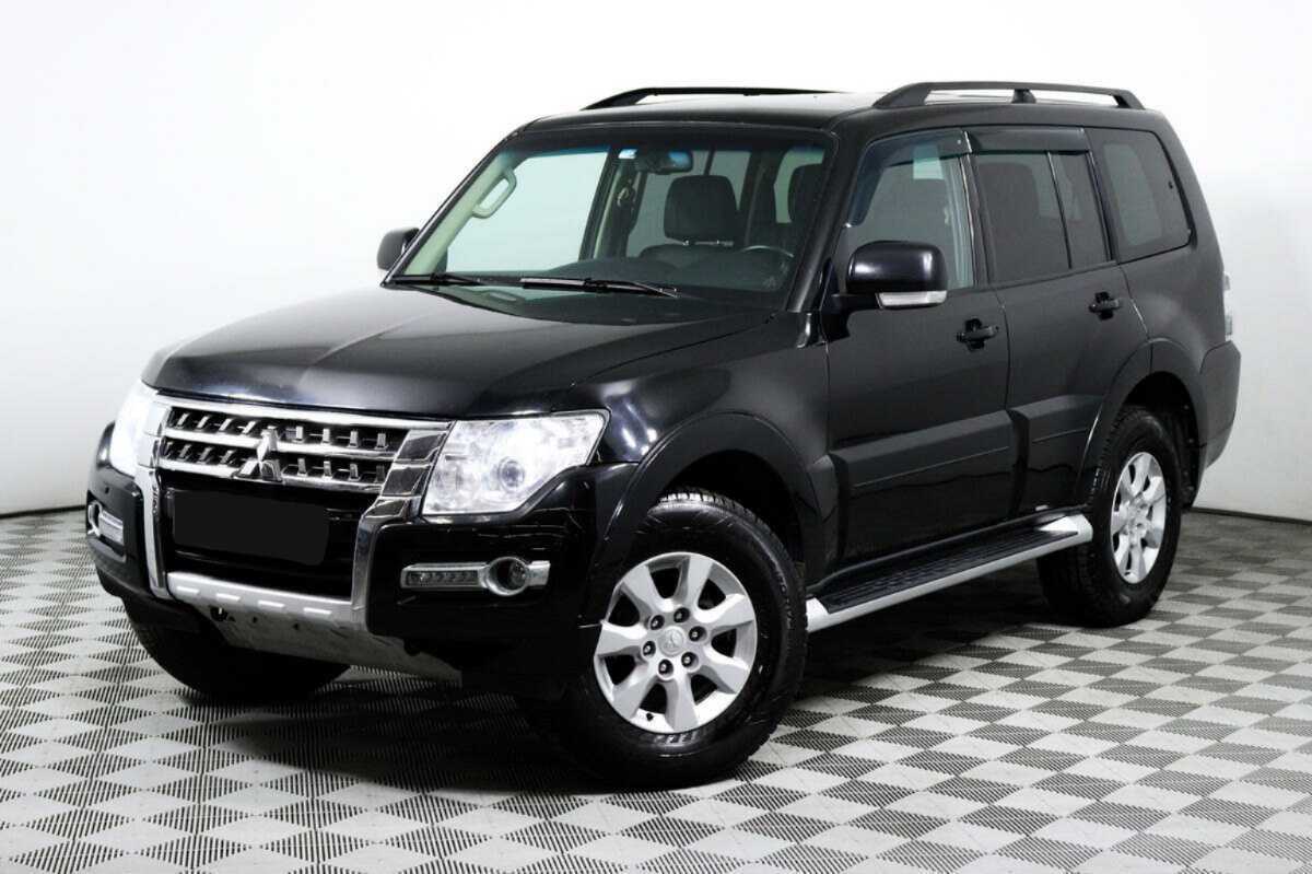 Mitsubishi Pajero, 2018 - фото №1
