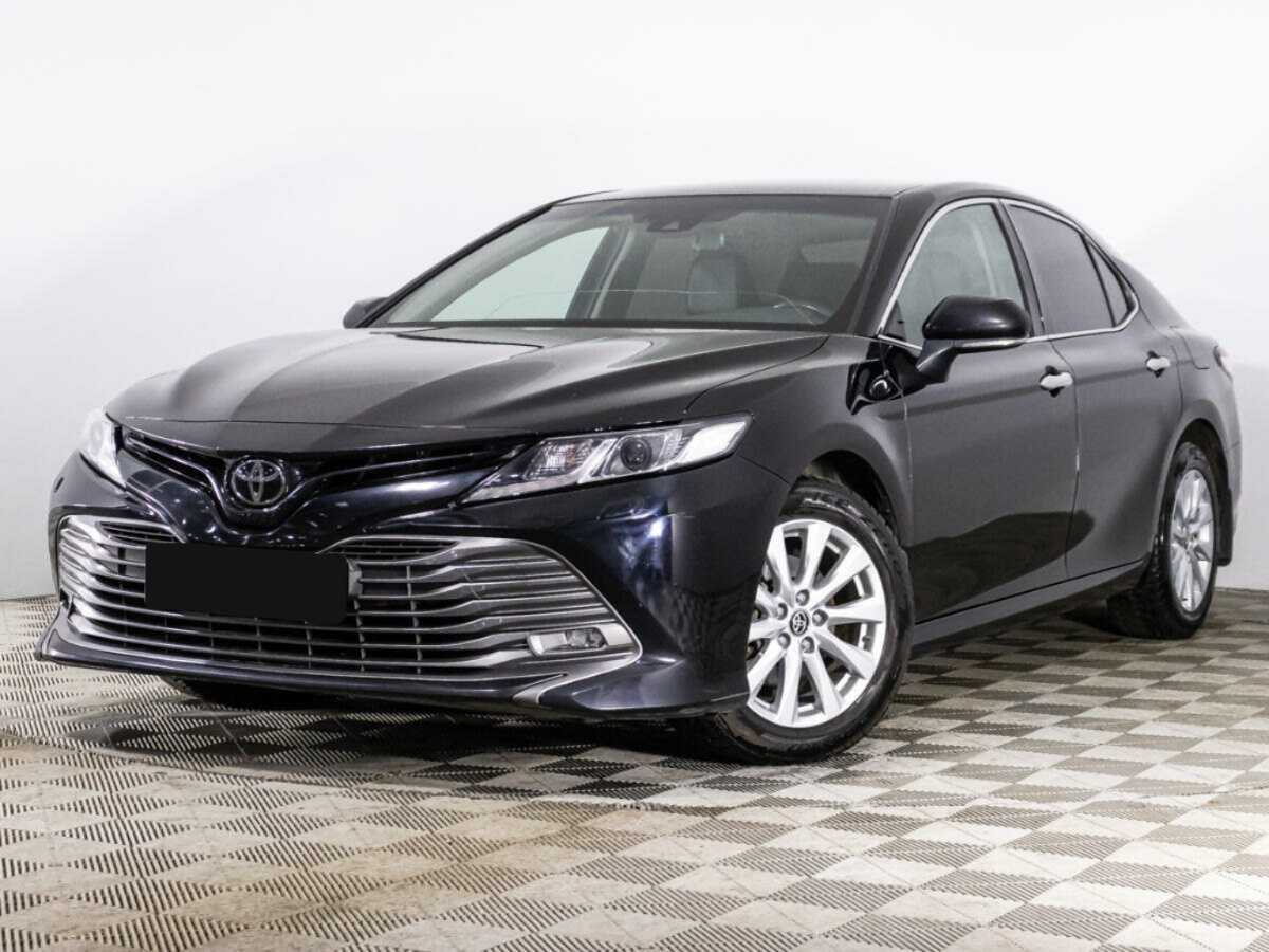Toyota Camry, 2021 - фото №1