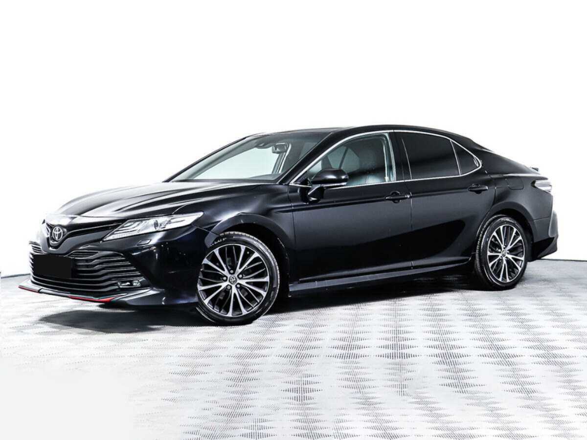 Toyota Camry, 2020 - фото №1