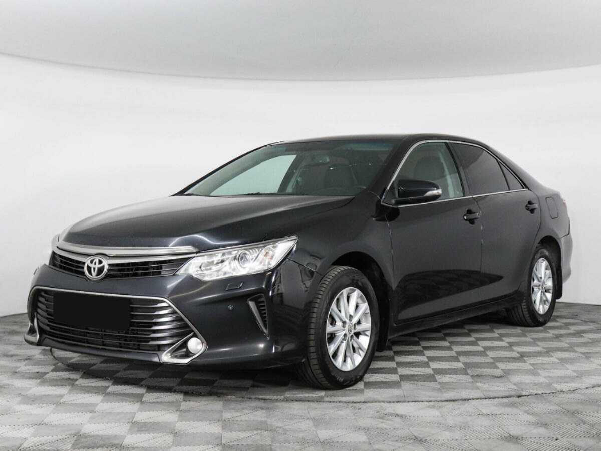 Toyota Camry, 2016