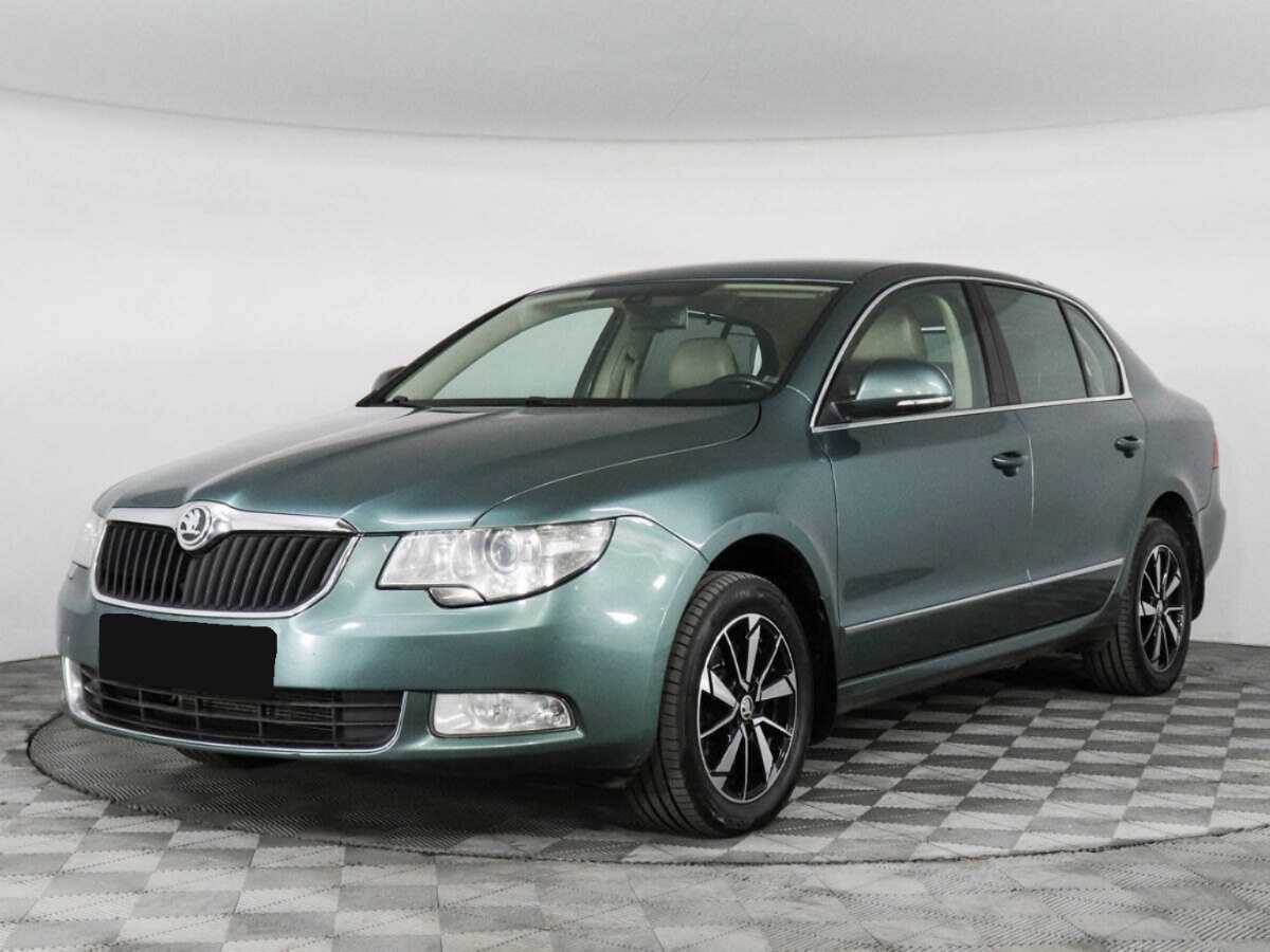 Skoda Superb, 2012 - фото №1