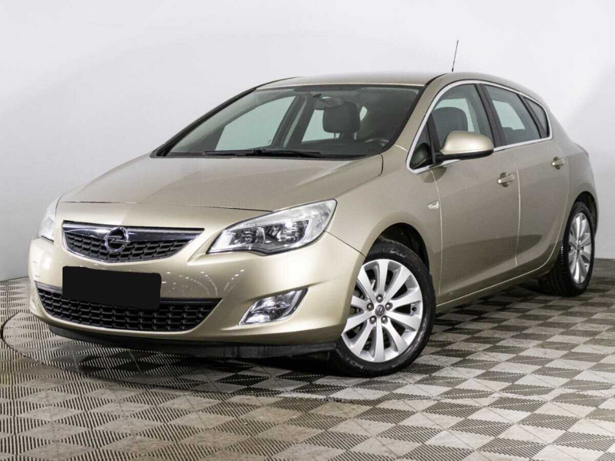 Opel Astra, 2012 - фото №1