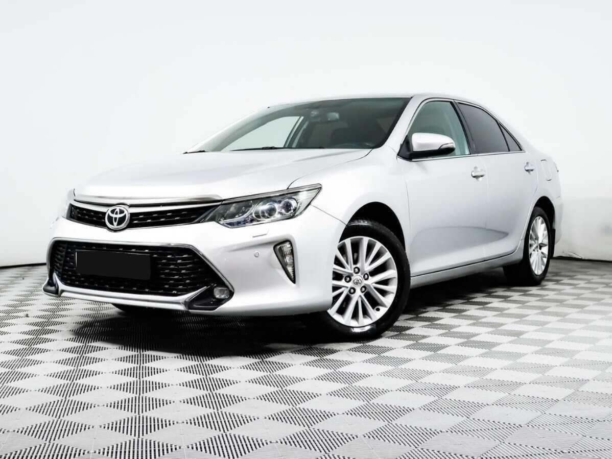Toyota Camry, 2015 - фото №1