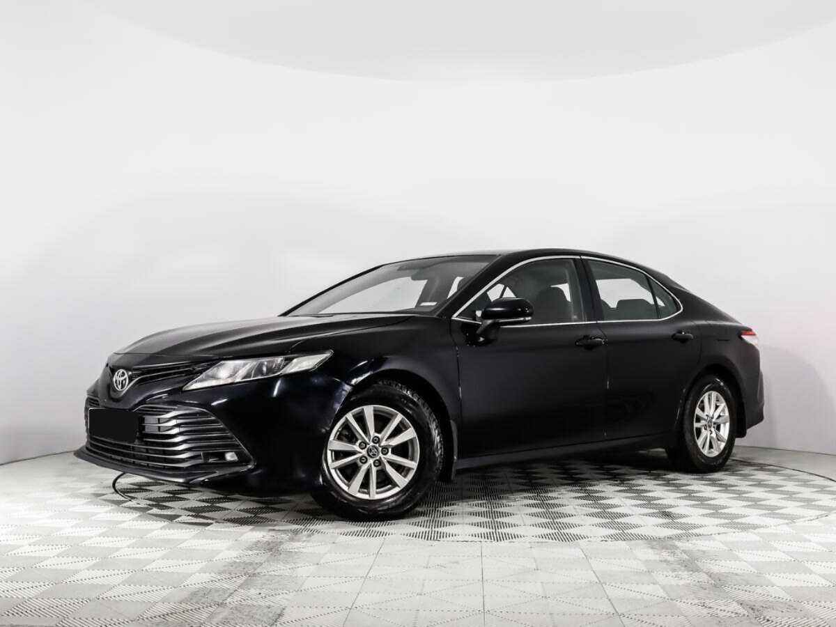 Toyota Camry, 2021 - фото №1