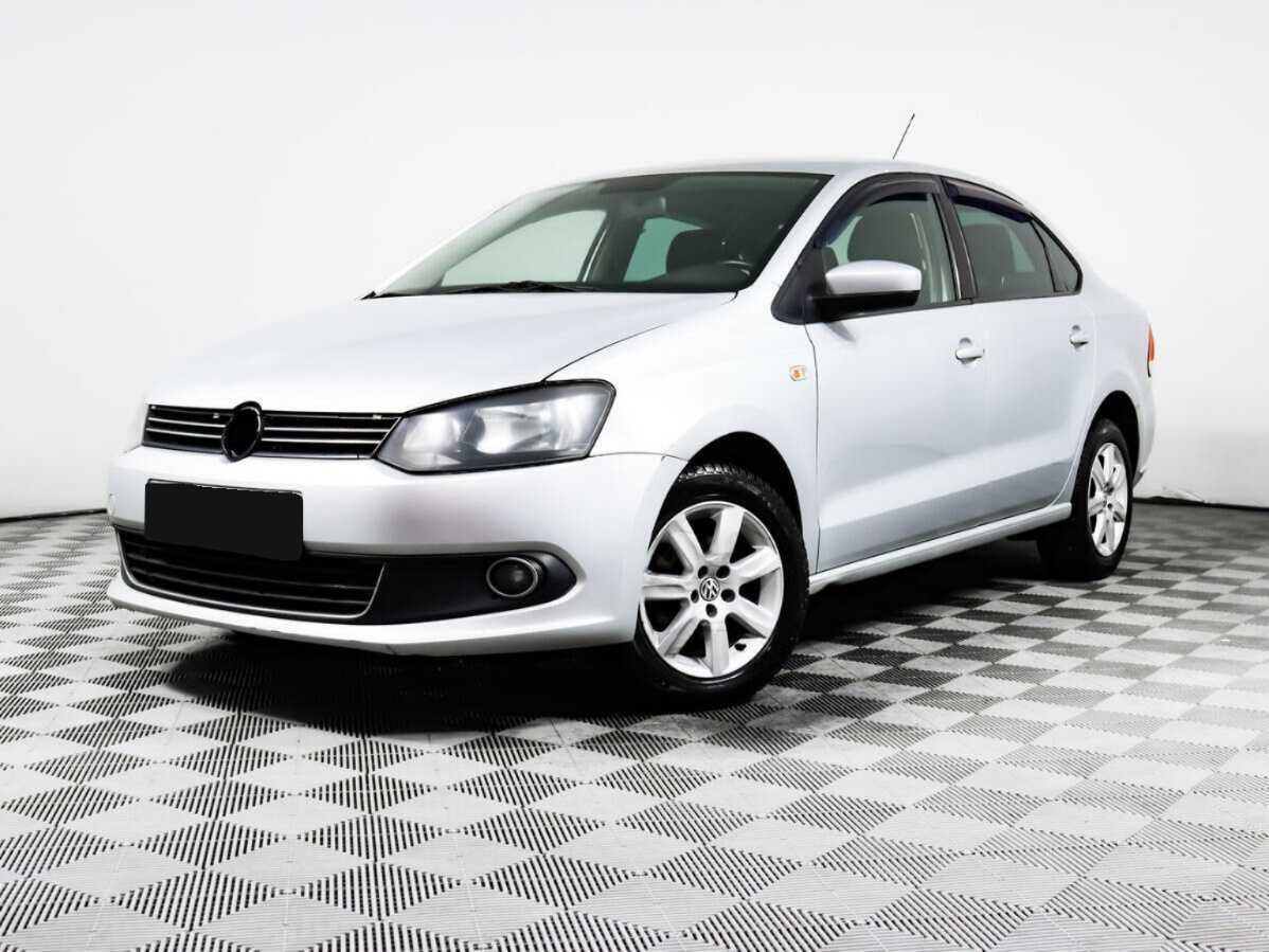 Volkswagen Polo, 2012 - фото №1