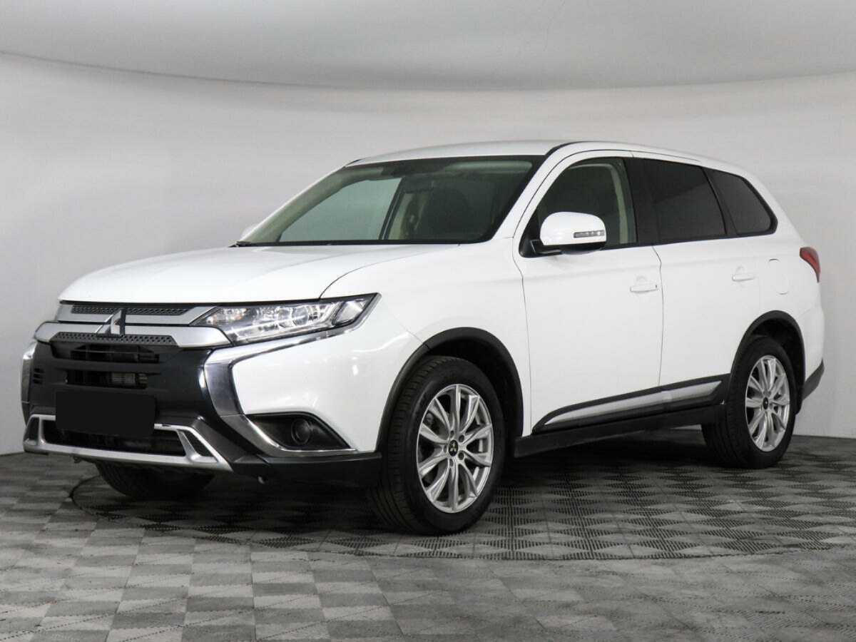 Mitsubishi Outlander, 2020