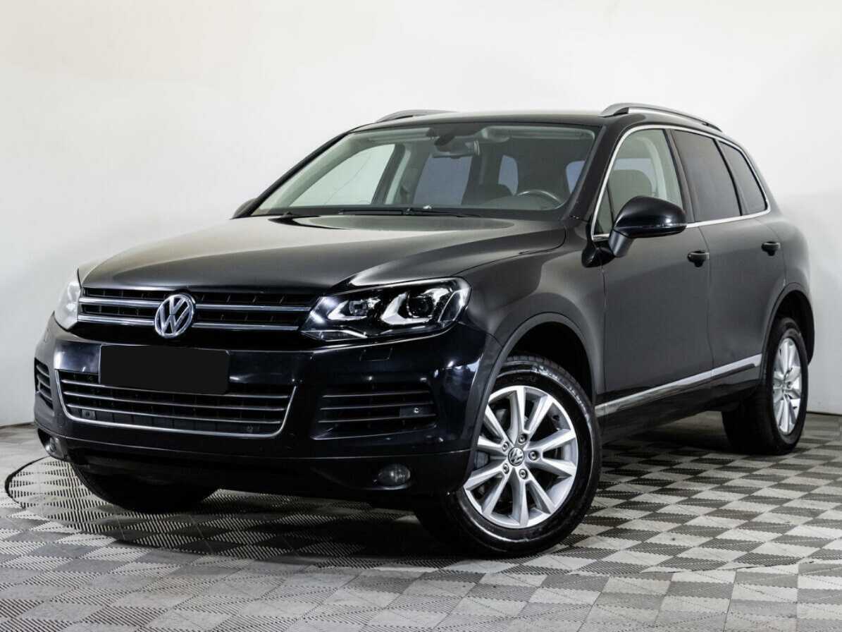 Volkswagen Touareg, 2012 - фото №1