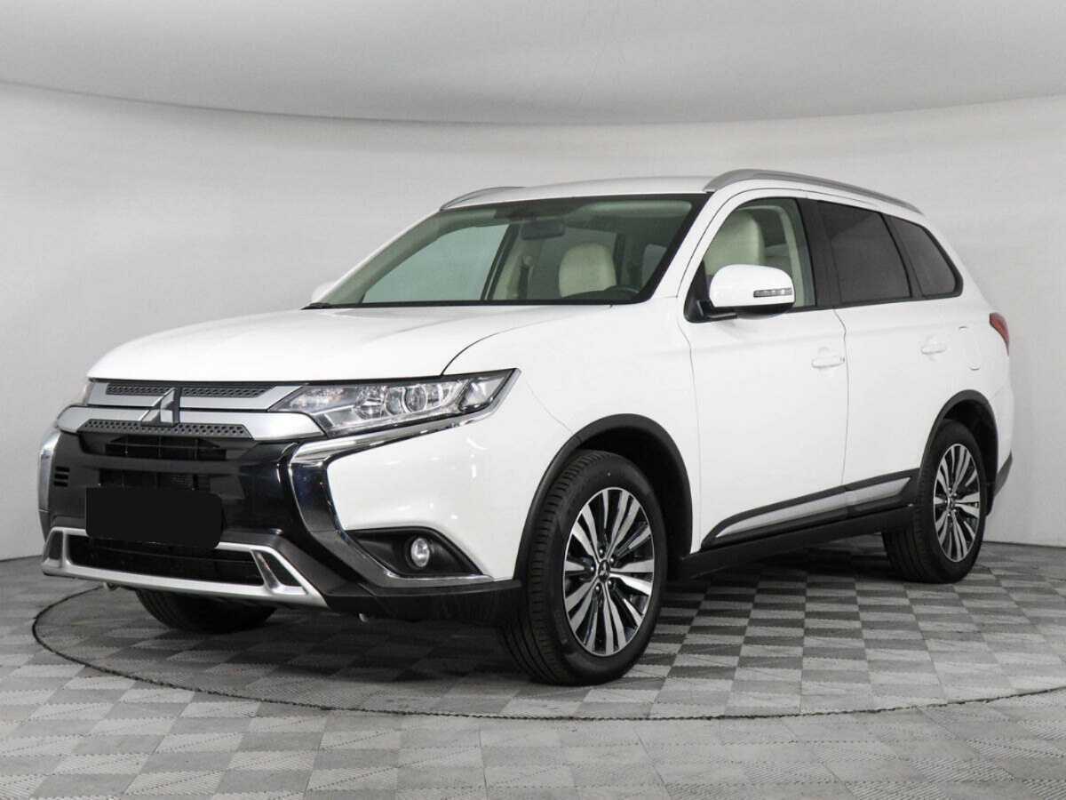 Mitsubishi Outlander, 2021
