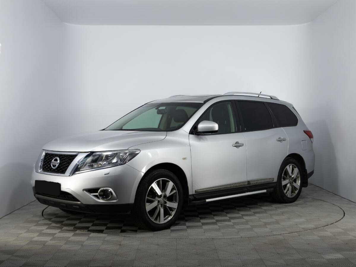 Nissan Pathfinder, 2015