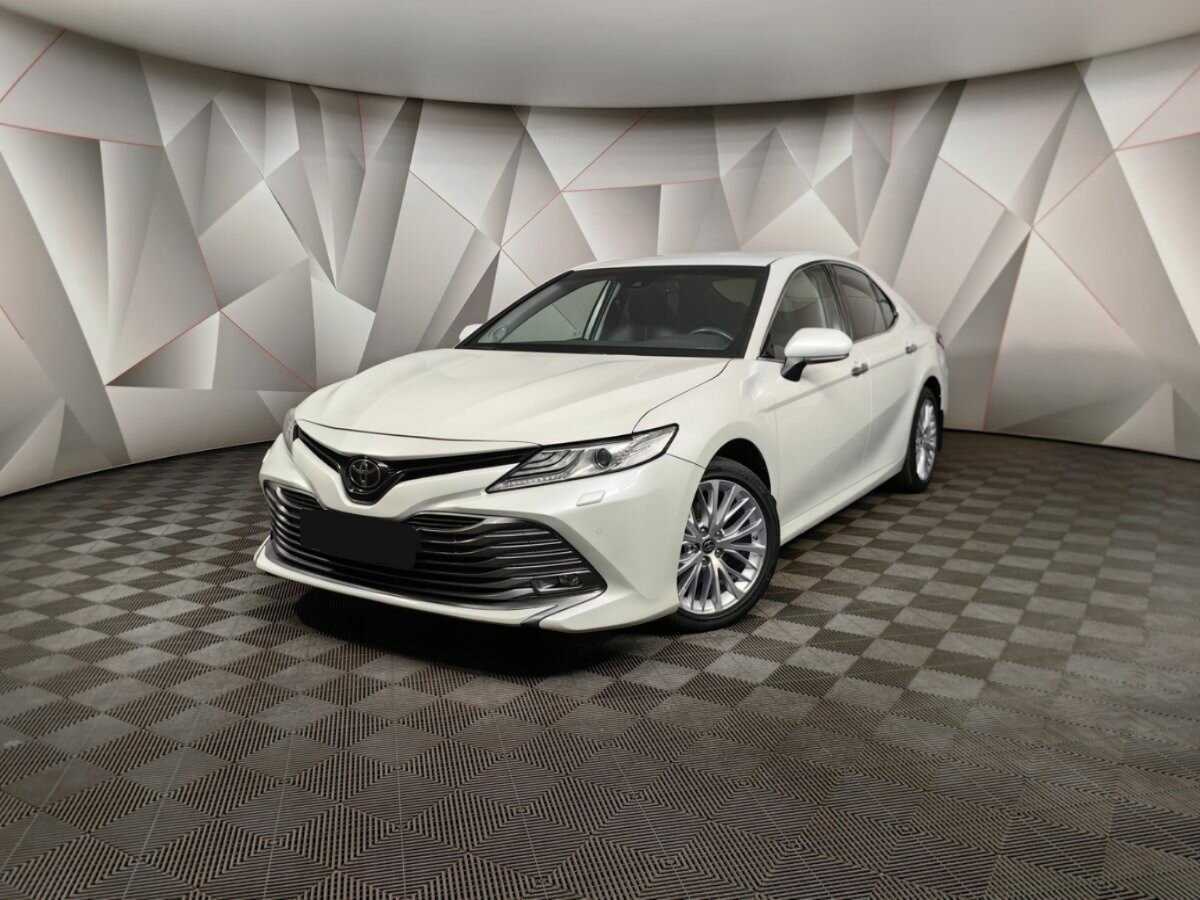 Toyota Camry, 2020