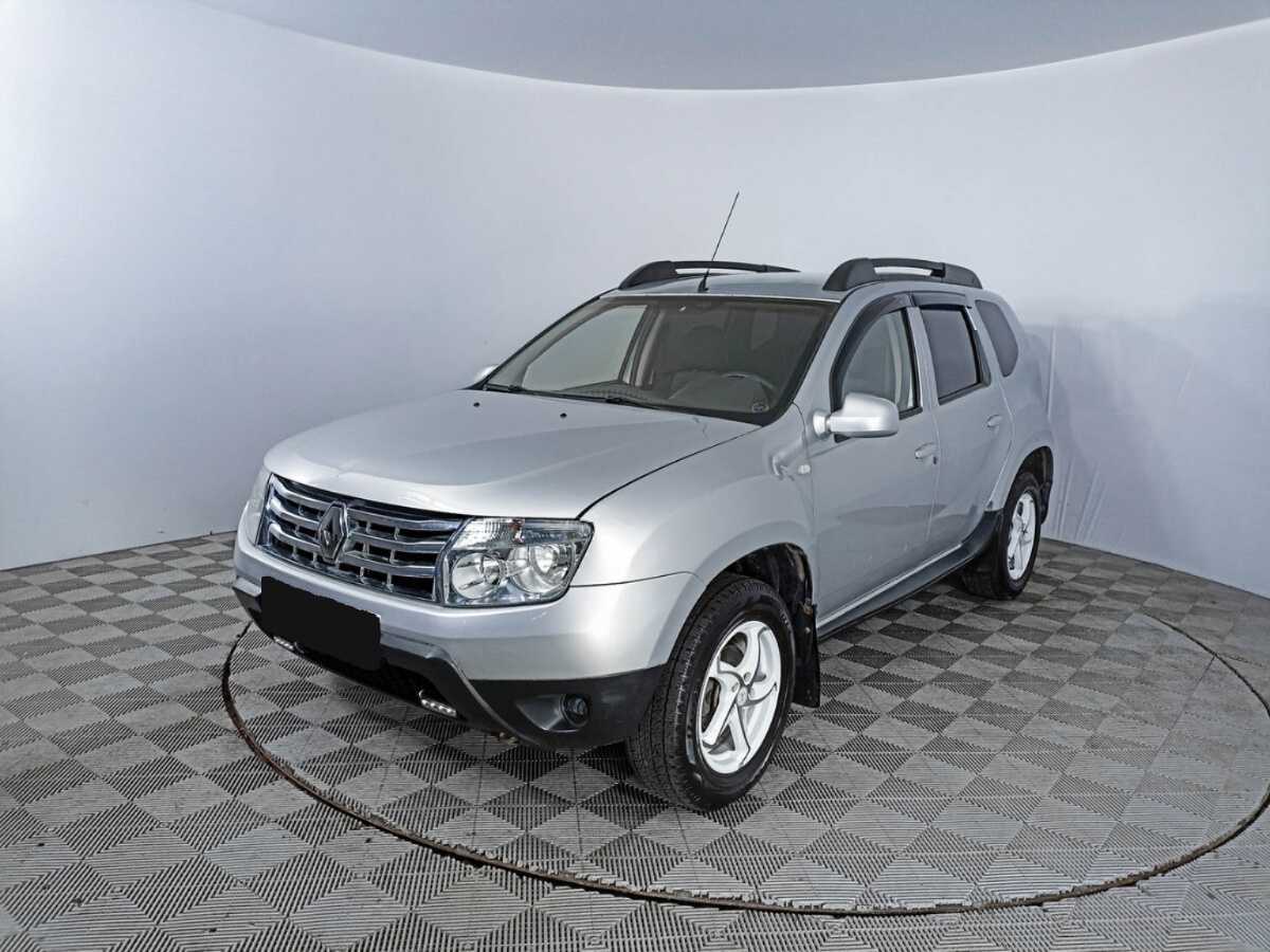 Renault Duster, 2012 - фото №1