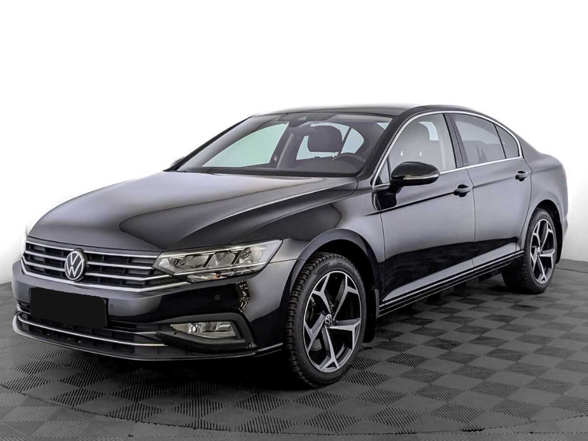 Volkswagen Passat, 2021 - фото №1