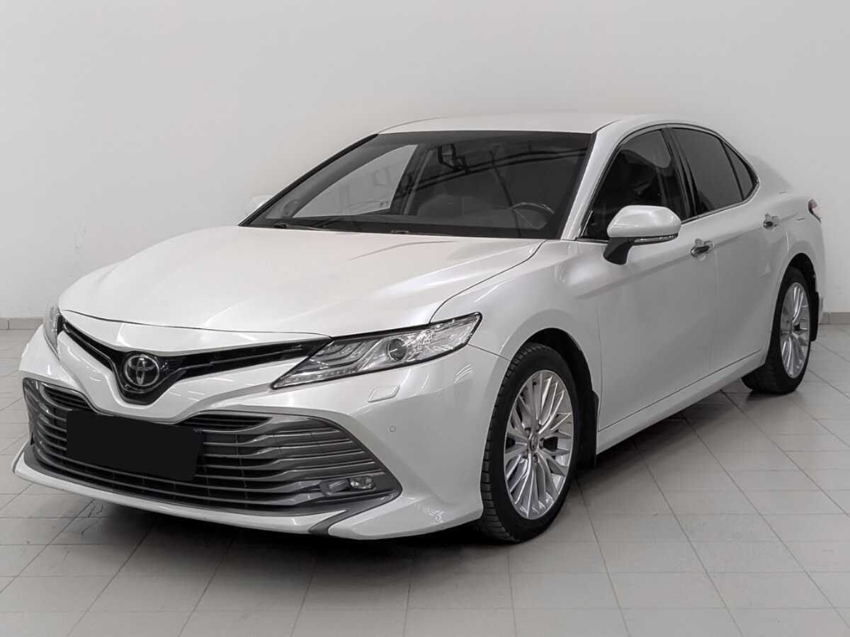 Toyota Camry, 2019
