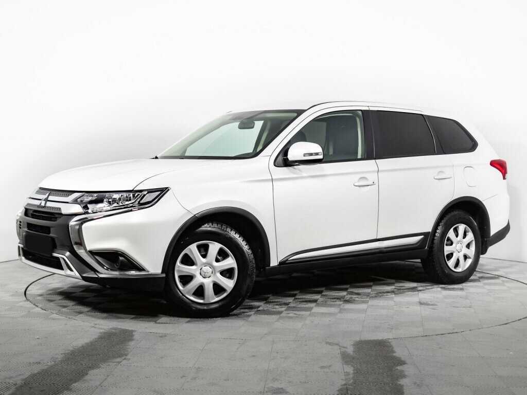 Mitsubishi Outlander, 2020