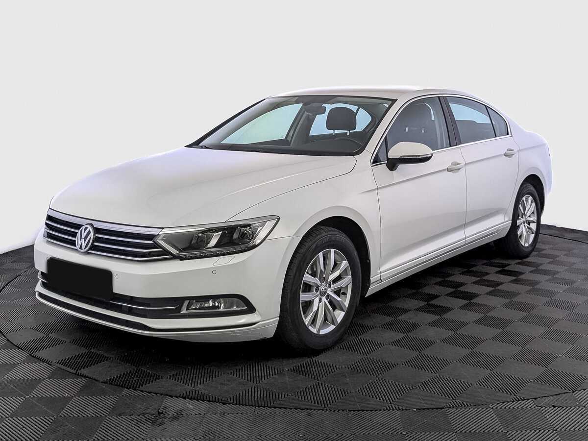Volkswagen Passat, 2019 - фото №1
