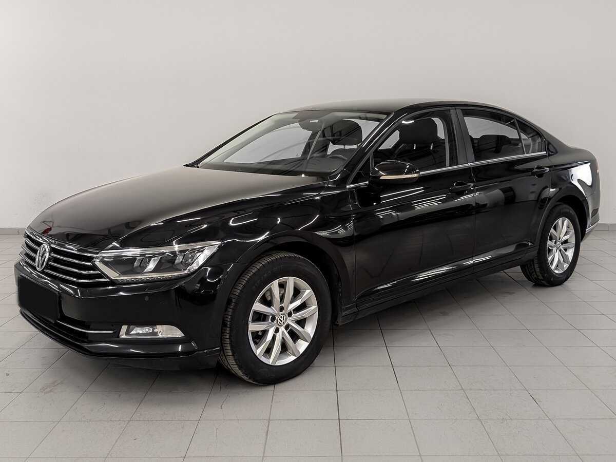 Volkswagen Passat, 2016 - фото №1
