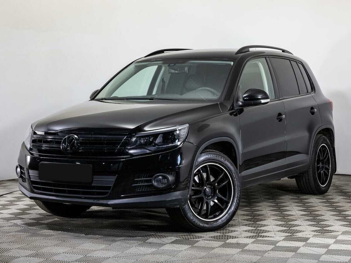 Volkswagen Tiguan, 2015 - фото №1