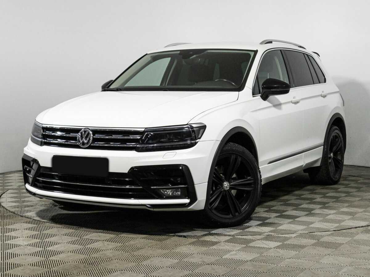 Volkswagen Tiguan, 2020 - фото №1