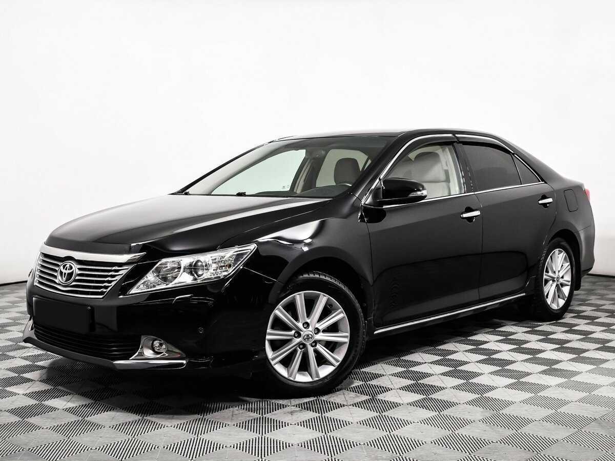 Toyota Camry, 2013 - фото №1