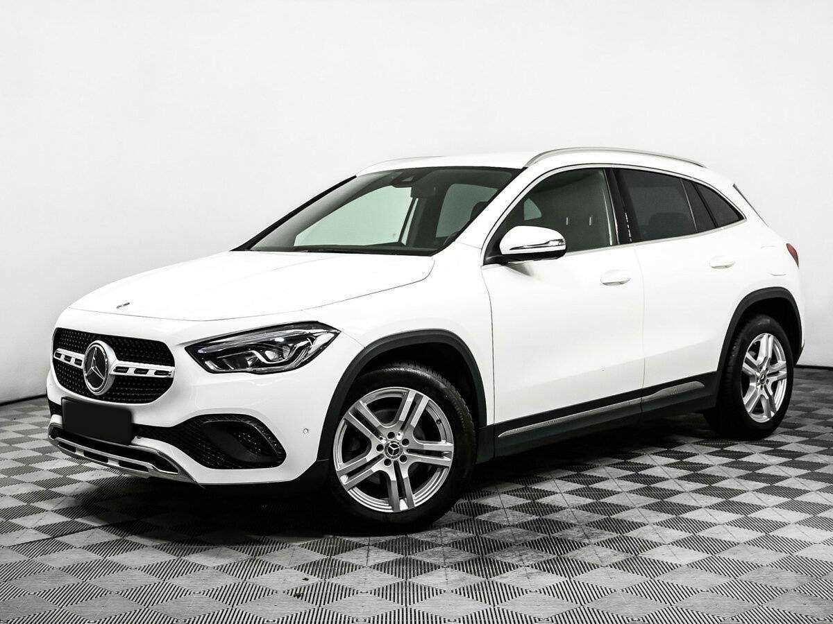 Mercedes-Benz GLA 200, 2020