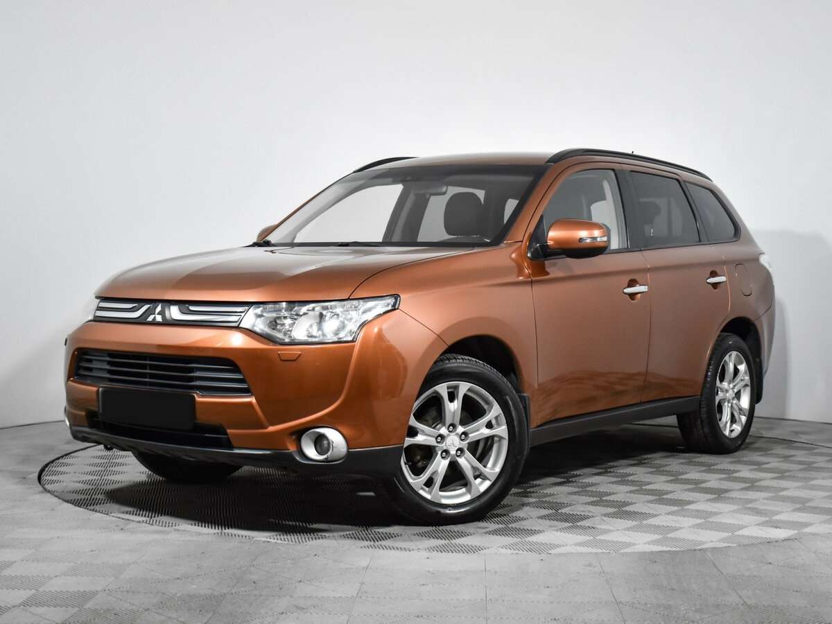 Mitsubishi Outlander, 2012