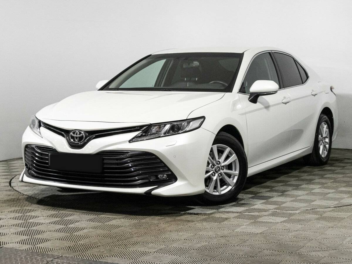 Toyota Camry, 2020