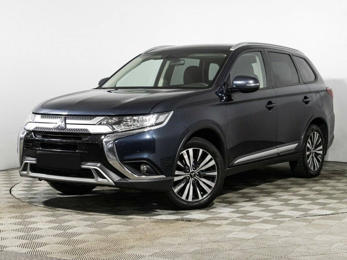 Mitsubishi Outlander, 2018 - фото №1