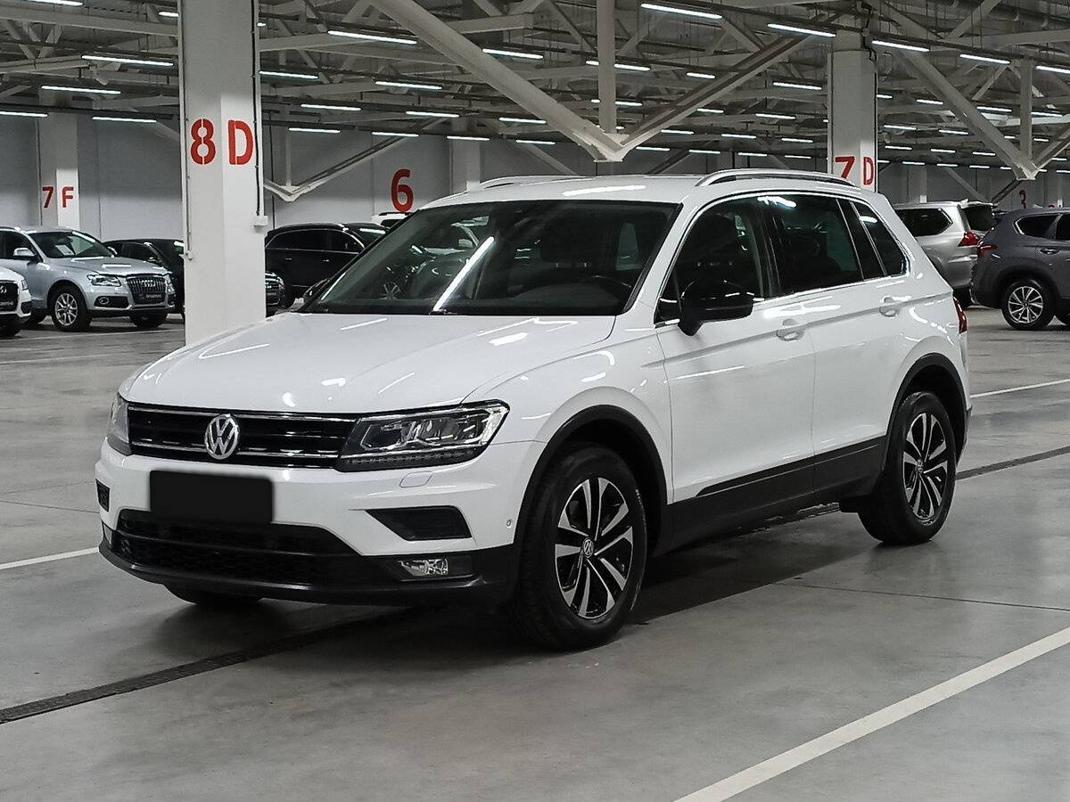 Volkswagen Tiguan, 2019 - фото №1