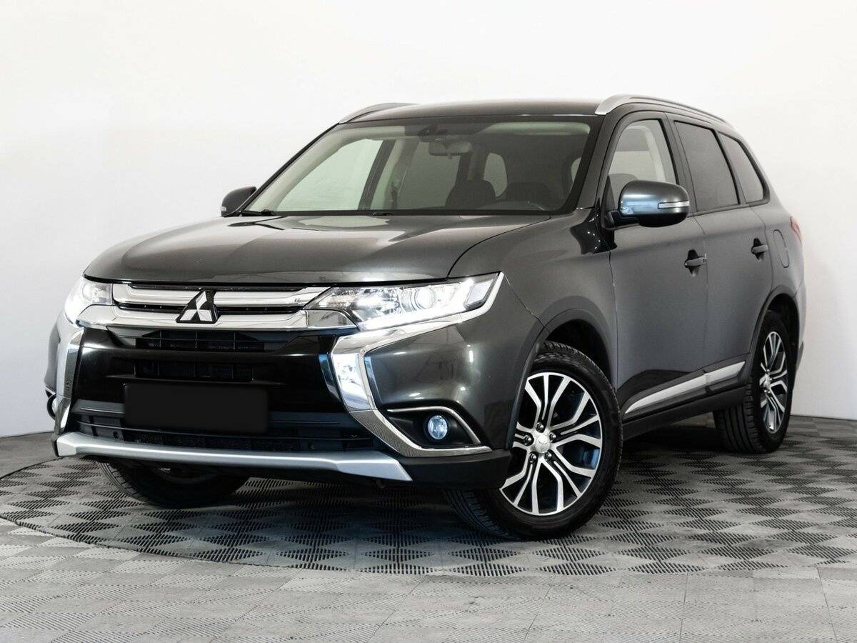 Mitsubishi Outlander, 2018 - фото №1