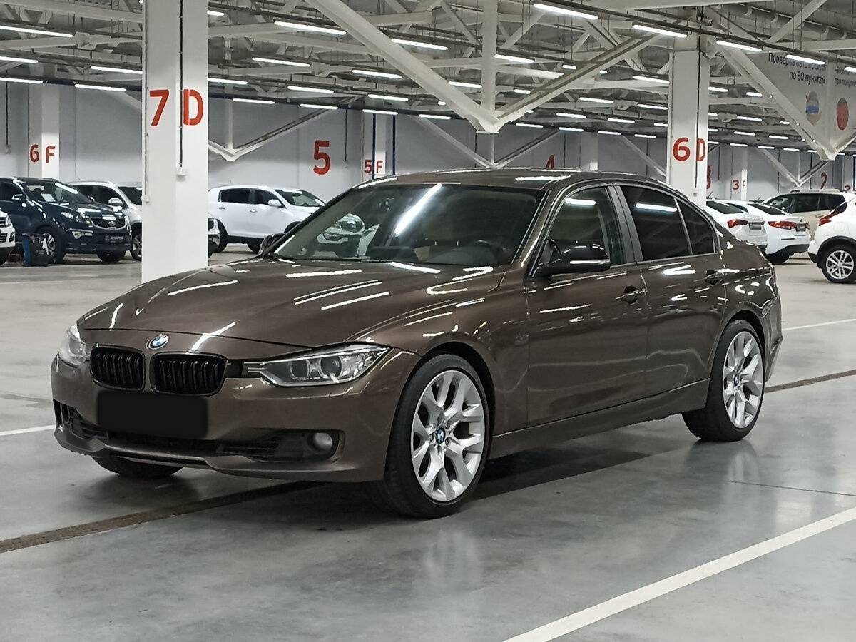 BMW 3 серии 320i, 2013
