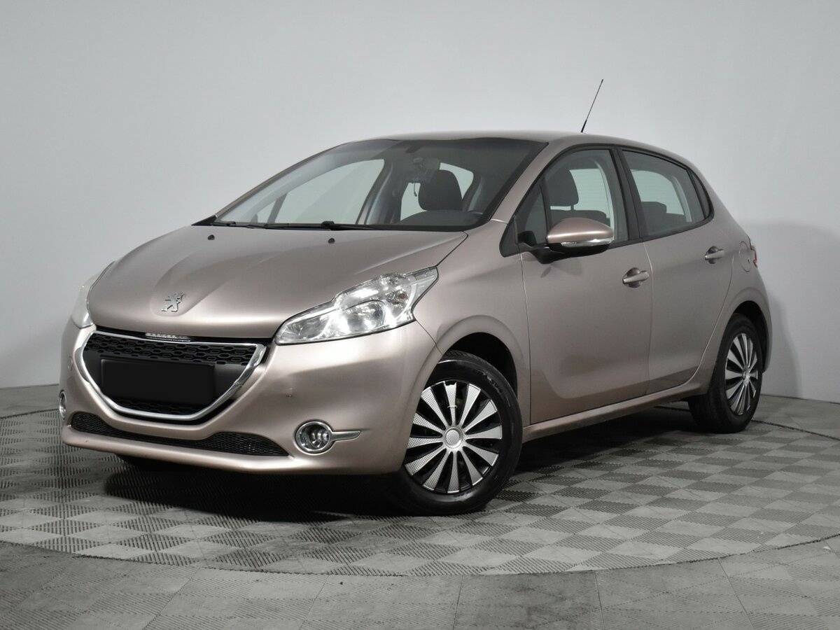 Peugeot 208, 2014 - фото №1