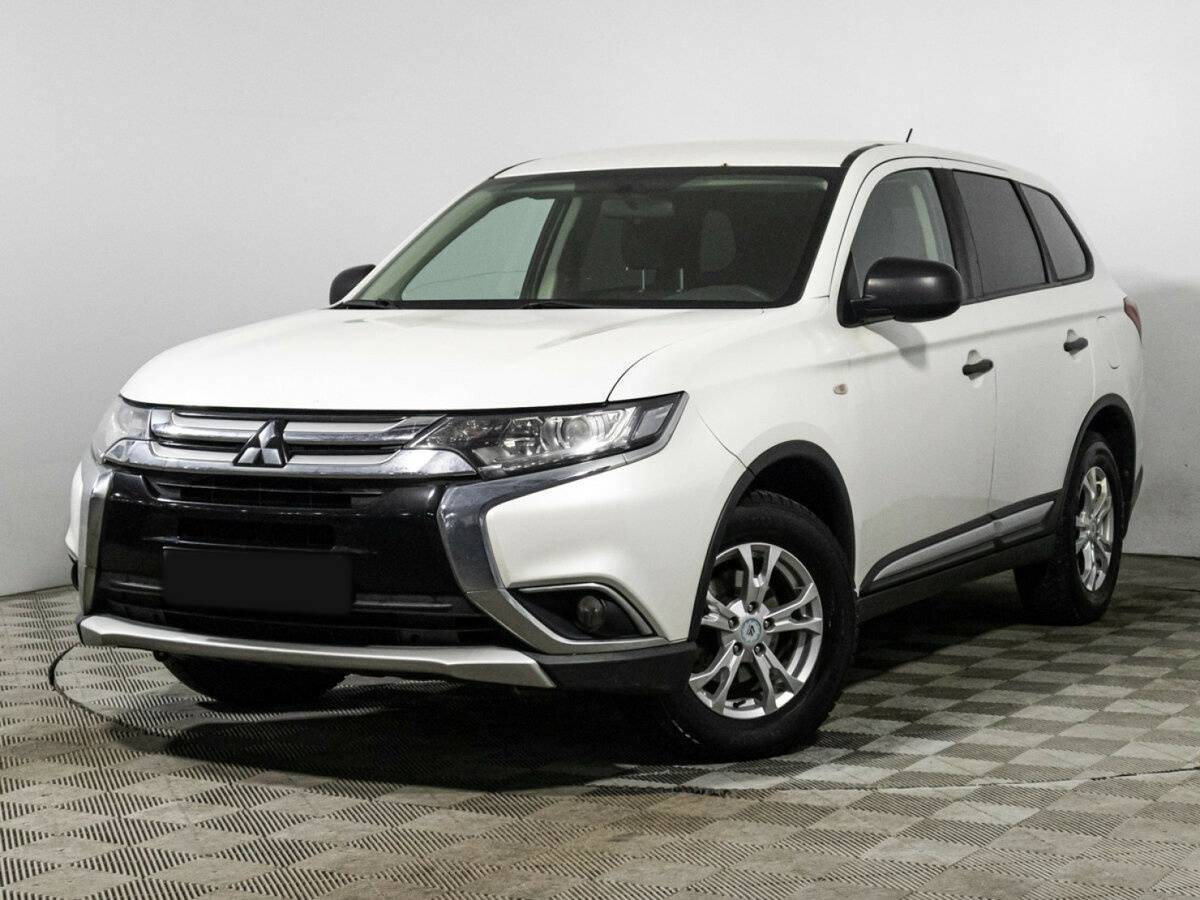 Mitsubishi Outlander, 2016