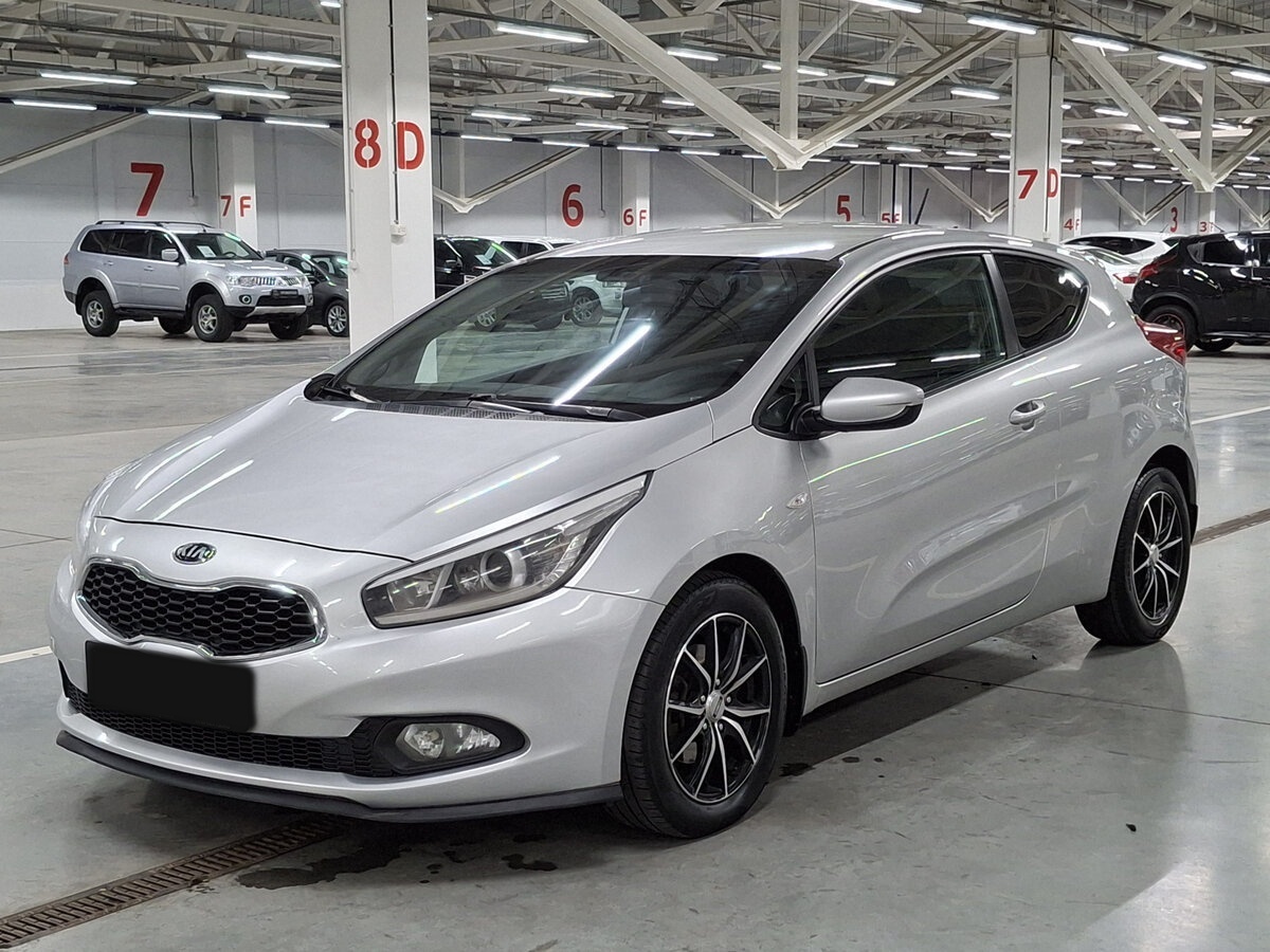 Kia Ceed II, 2013