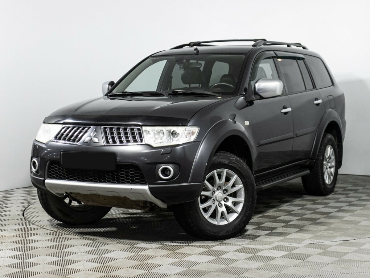 Mitsubishi Pajero Sport II, 2013
