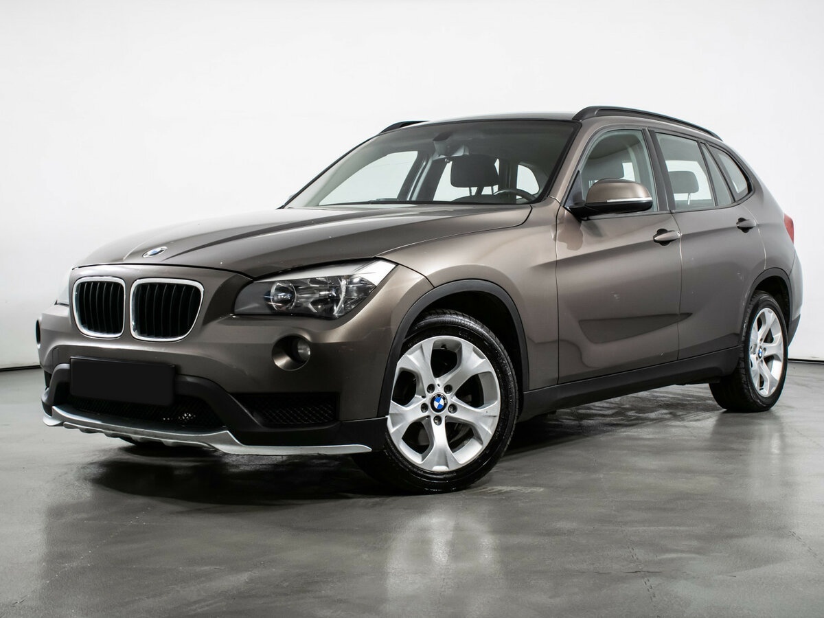 BMW X1 18i I (E84), 2012