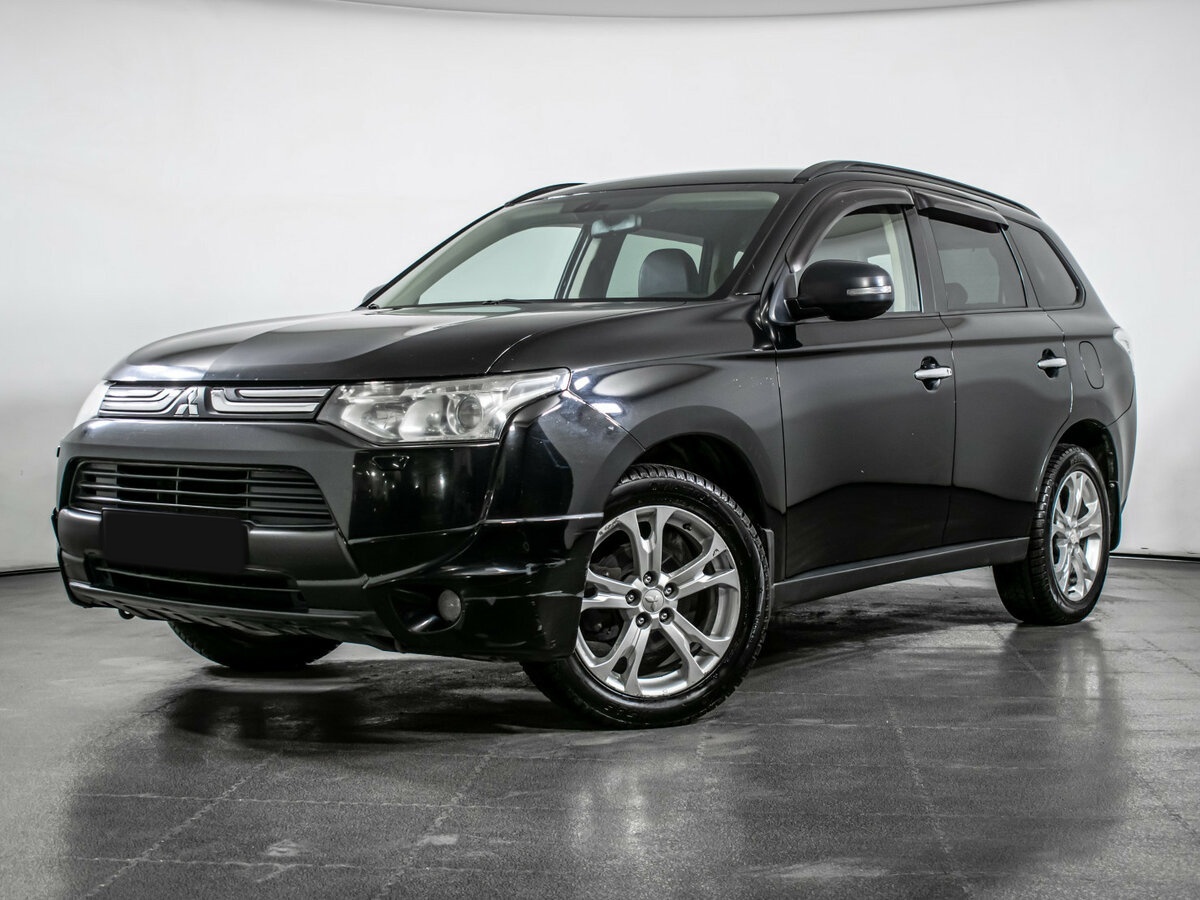 Mitsubishi Outlander III, 2013