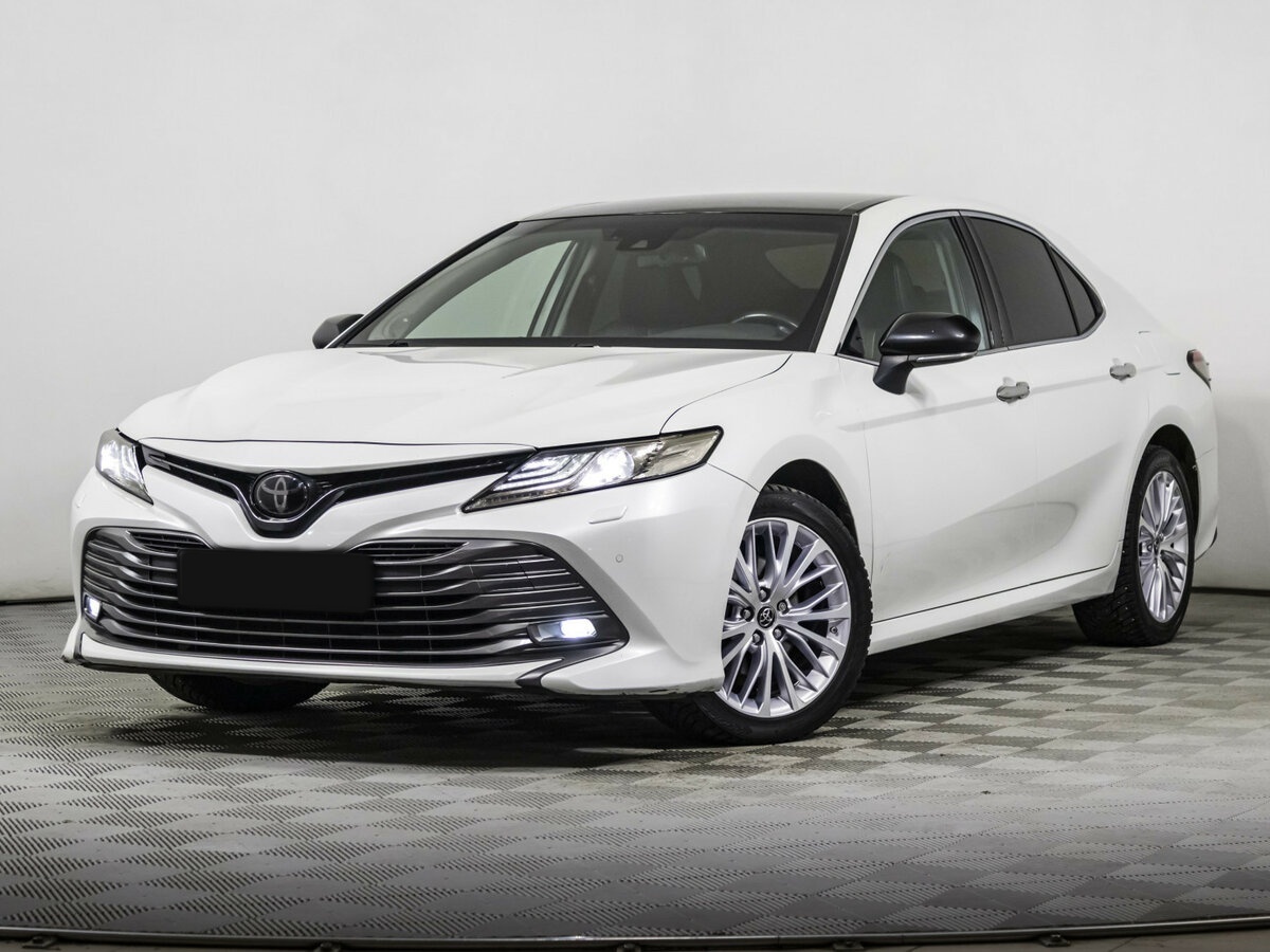 Toyota Camry VIII (XV70), 2019 - фото №1
