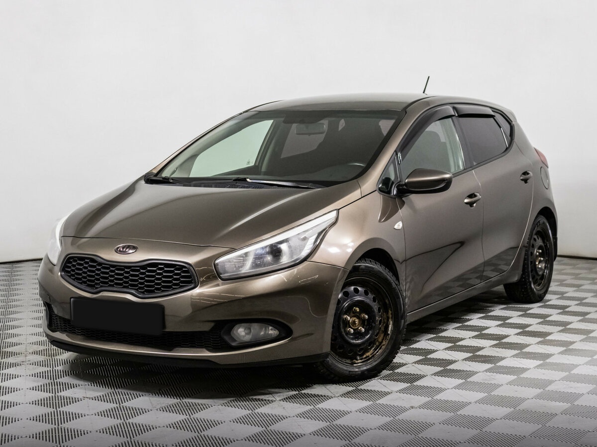 Kia Ceed II, 2012